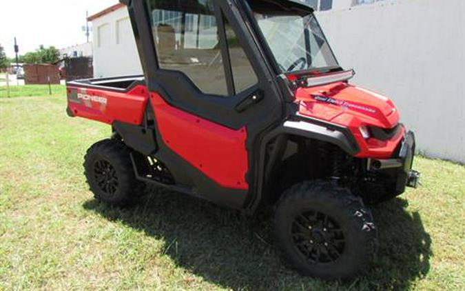 2023 Honda Pioneer 1000 Deluxe