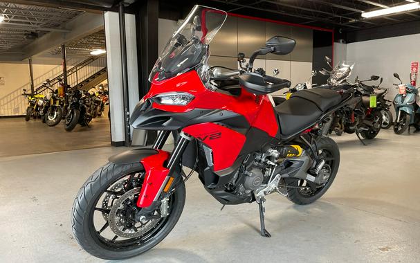 2025 Ducati Multistrada V2 *DEMO*
