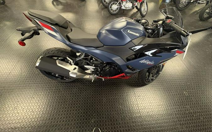 2026 Kawasaki Ninja® 500 ABS Metallic Matte Twilight Blue