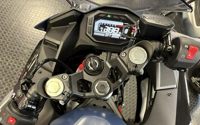 2026 Kawasaki Ninja® 500 ABS Metallic Matte Twilight Blue