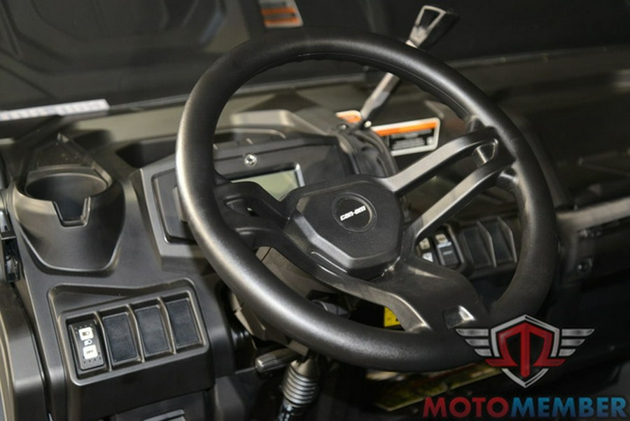 2025 Can-Am Defender DPS HD10