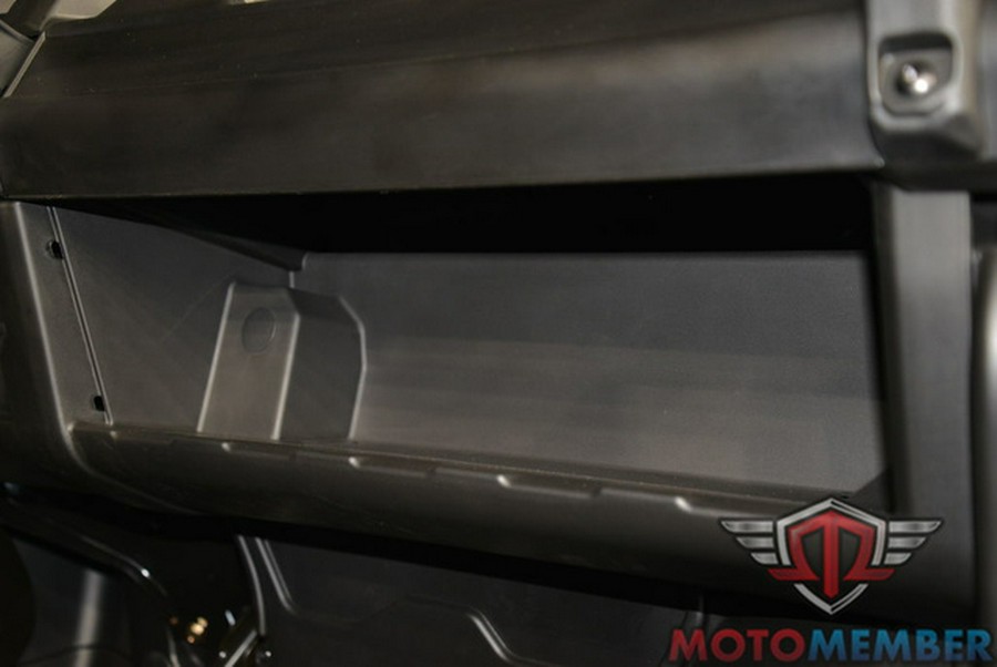 2025 Can-Am Defender DPS HD10