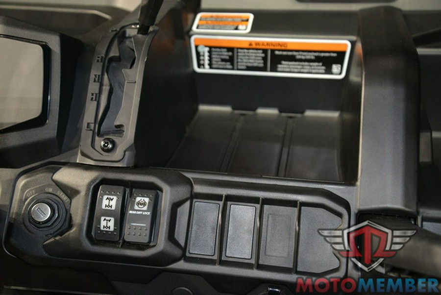 2025 Can-Am Defender DPS HD10