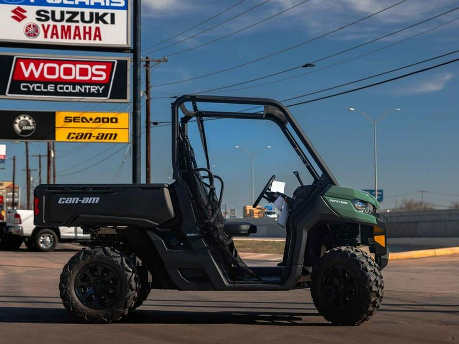 2026 Can-Am® Defender DPS HD7 Compass Green