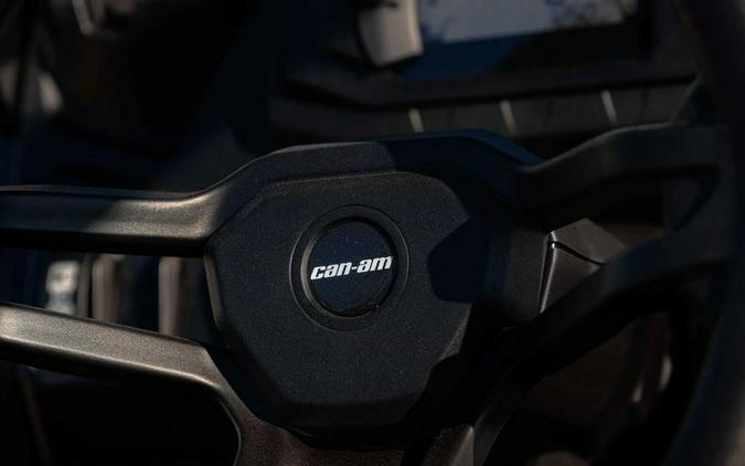 2026 Can-Am® Defender DPS HD7 Compass Green