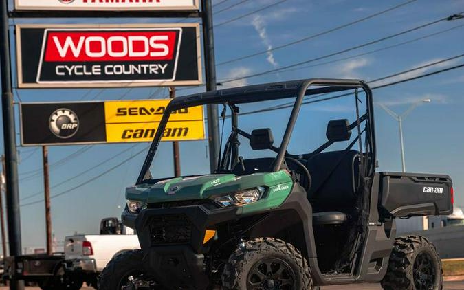 2026 Can-Am® Defender DPS HD7 Compass Green
