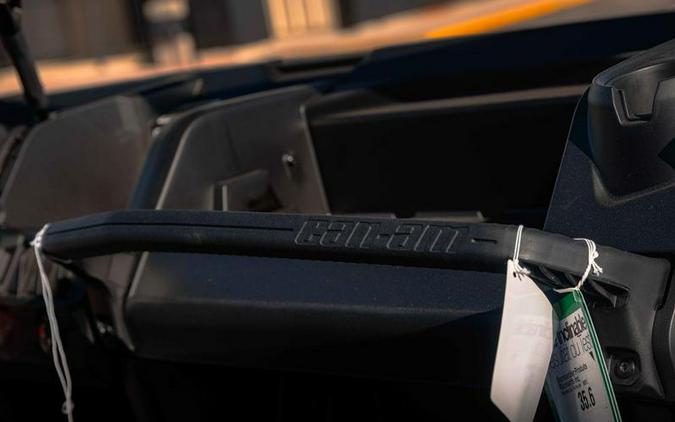 2026 Can-Am® Defender DPS HD7 Compass Green