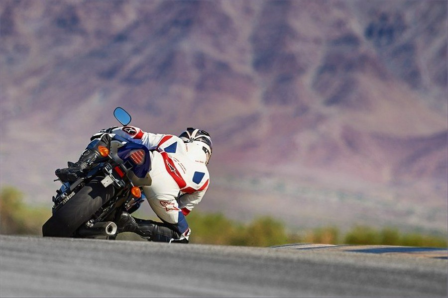 2015 Yamaha Motor Corp., USA YZF-R6