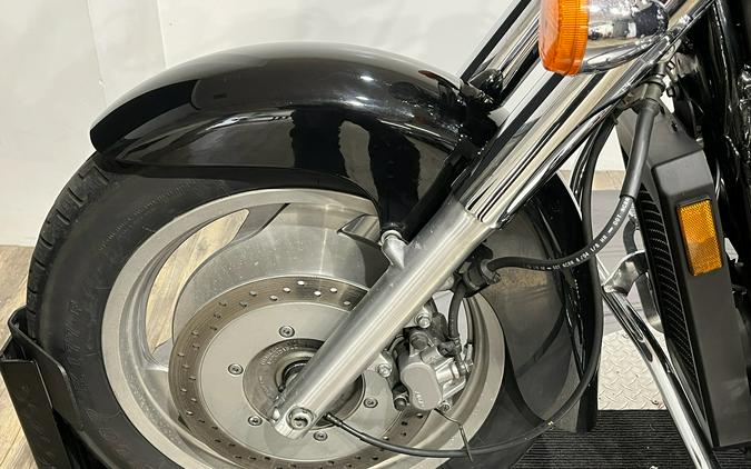 2005 Honda Shadow Sabre™ 1100