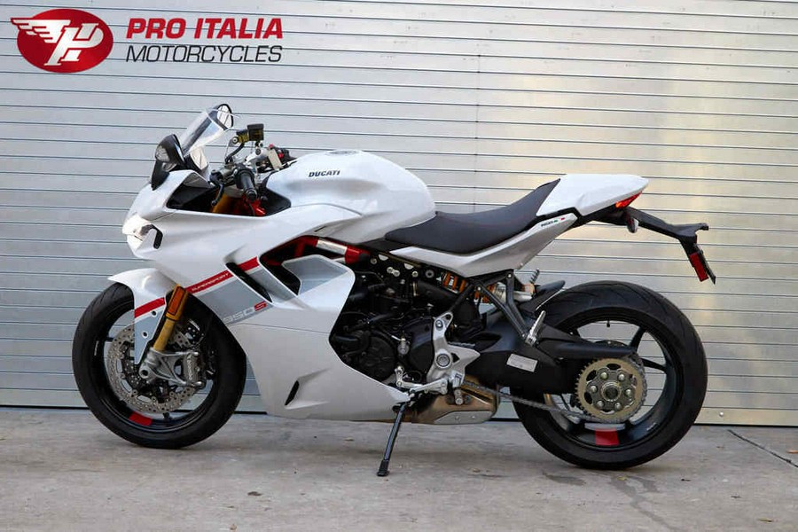 2024 Ducati Supersport 950 S White Stripe