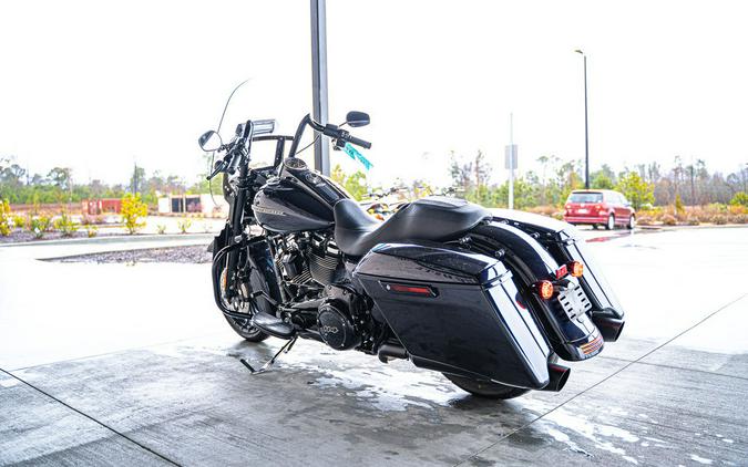 2019 Harley-Davidson® FLHRXS - Road King® Special