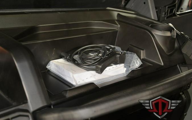 2025 Can-Am Defender DPS HD9 Stealth Black