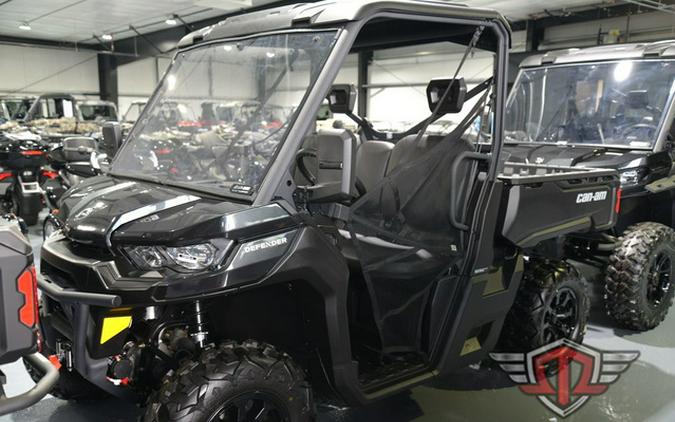 2025 Can-Am Defender DPS HD9 Stealth Black