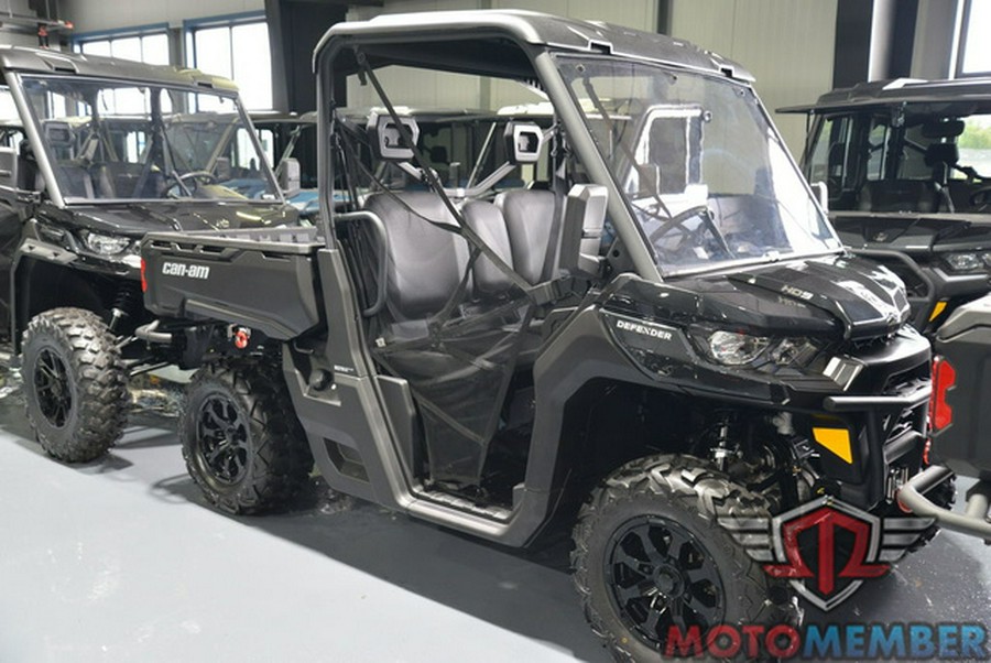 2025 Can-Am Defender DPS HD9 Stealth Black