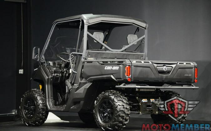 2025 Can-Am Defender DPS HD9 Stealth Black