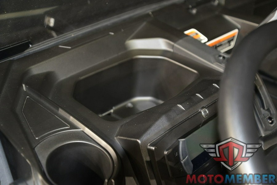 2025 Can-Am Defender DPS HD9 Stealth Black