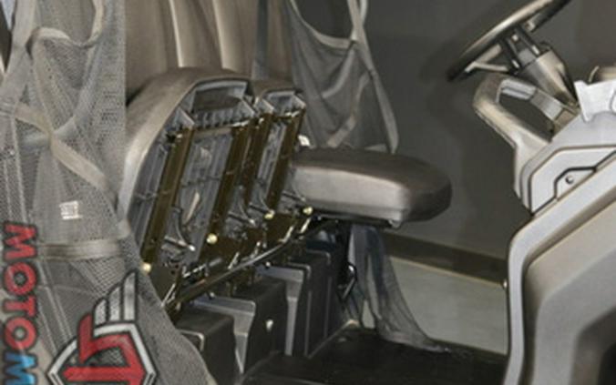 2025 Can-Am Defender DPS HD9 Stealth Black