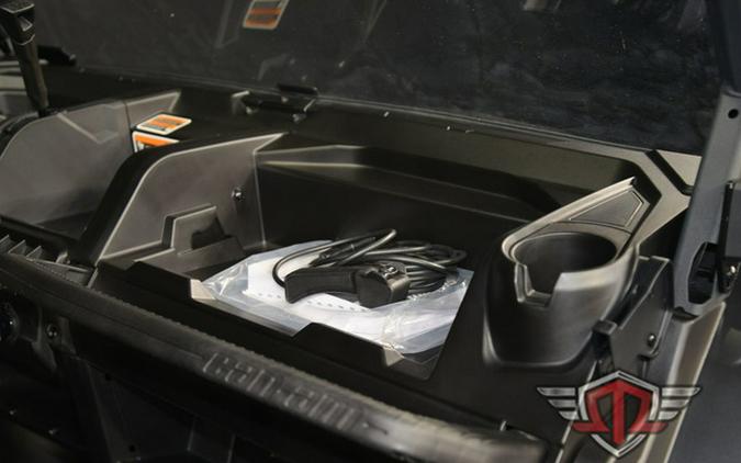 2025 Can-Am Defender DPS HD9 Stealth Black