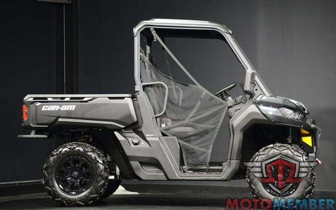 2025 Can-Am Defender DPS HD9 Stealth Black