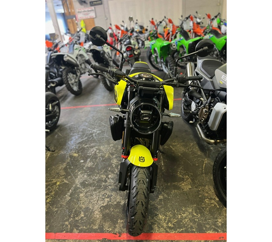 2026 Husqvarna Motorcycles VITPILEN 801