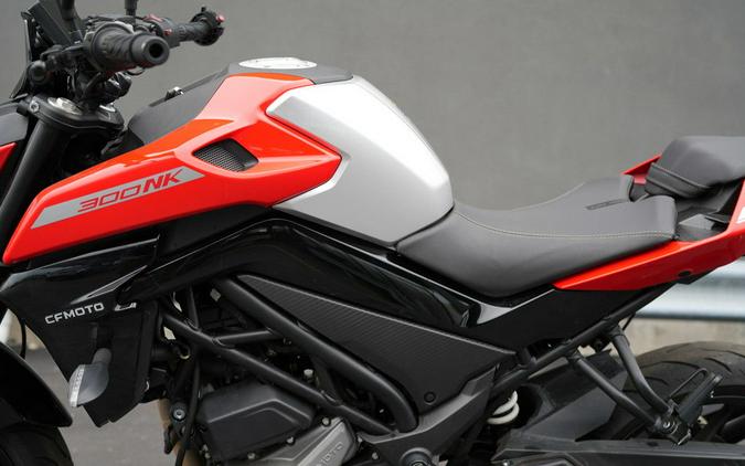 2024 CFMOTO 300NK