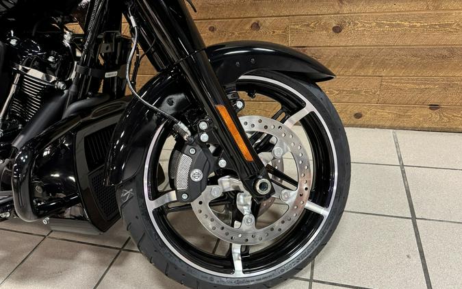 2026 Harley-Davidson® Street Glide® Teal Thunder / Vivid Black Black Trim FLHX