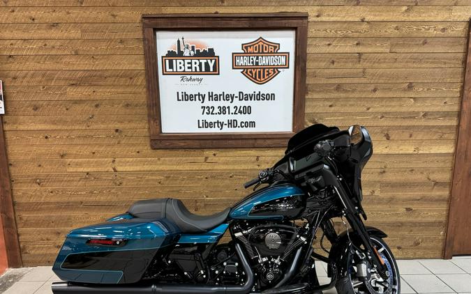 2026 Harley-Davidson® Street Glide® Teal Thunder / Vivid Black Black Trim FLHX