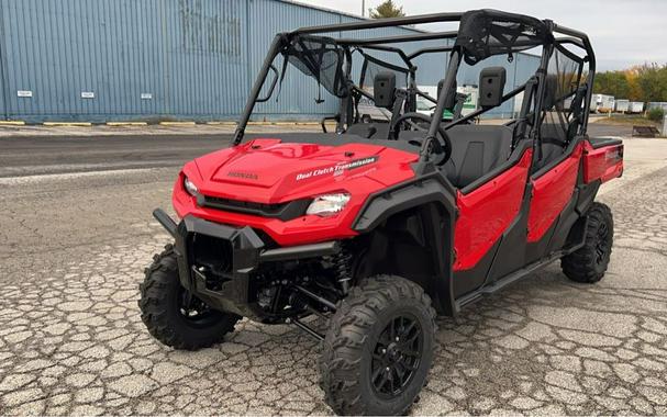 2023 Honda Pioneer 1000-6 Crew Deluxe