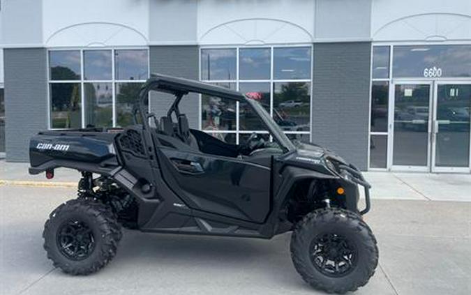 2023 Can-Am Commander XT 700