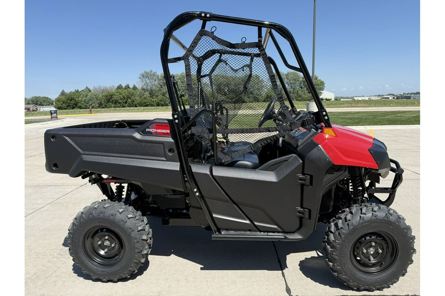 2026 Honda PIONEER 700