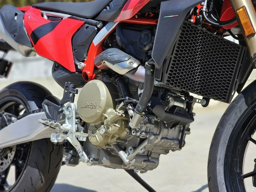 2024 Ducati Hypermotard 698 Mono Red