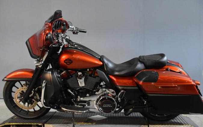 2018 Harley-Davidson CVO Street Glide