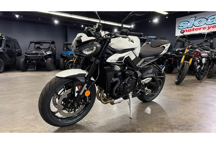 2025 Street Triple 765 R - Triumph