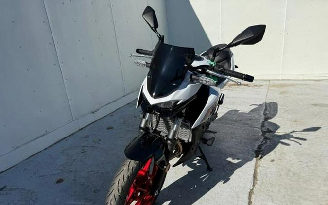 2026 Kawasaki Z500 SE ABS