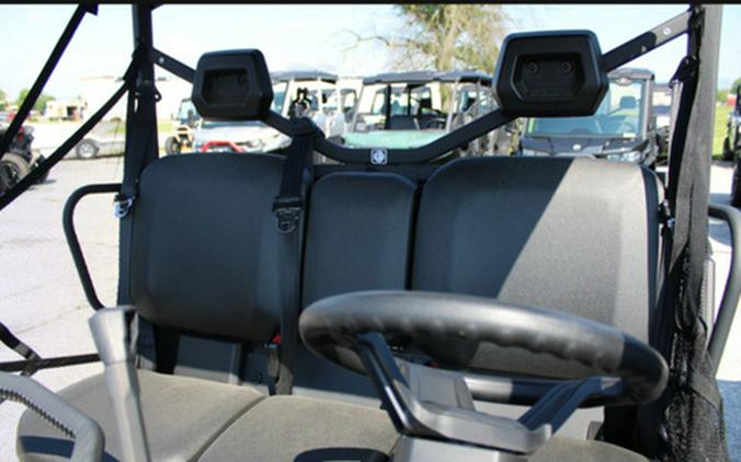 2025 Can-Am Defender HD7