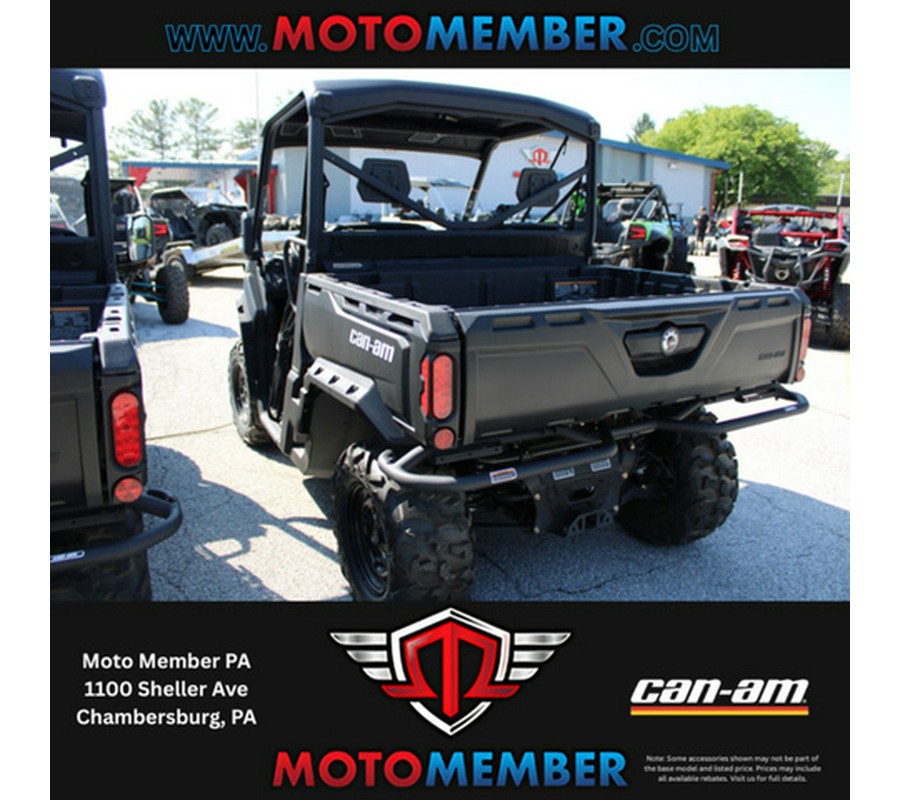 2025 Can-Am Defender HD7