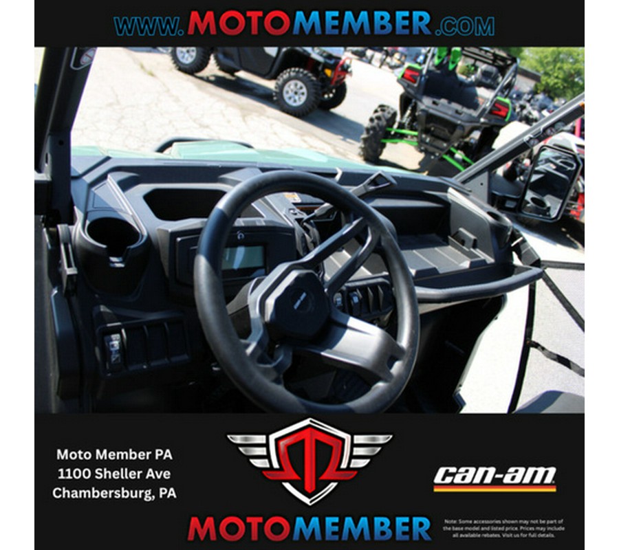 2025 Can-Am Defender HD7