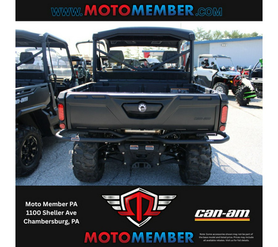 2025 Can-Am Defender HD7