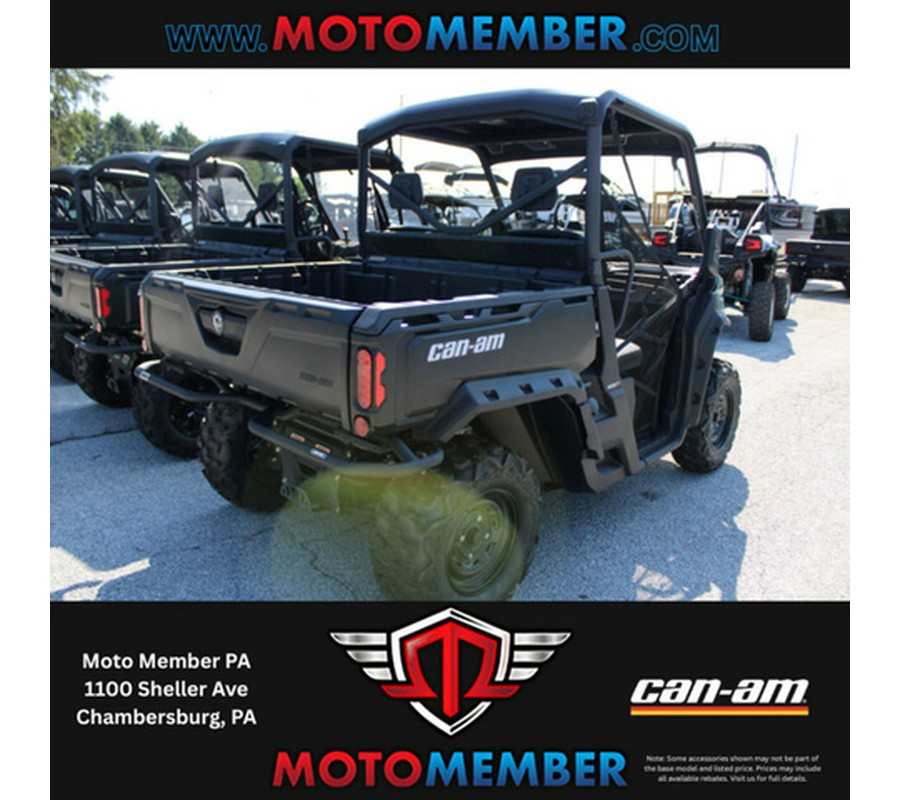 2025 Can-Am Defender HD7