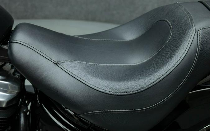 2020 HARLEY DAVIDSON FXST SOFTAIL STANDARD