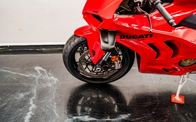2023 Ducati Panigale V4