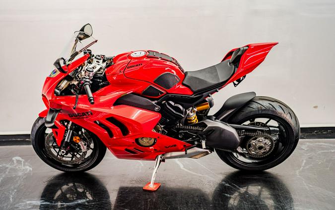 2023 Ducati Panigale V4