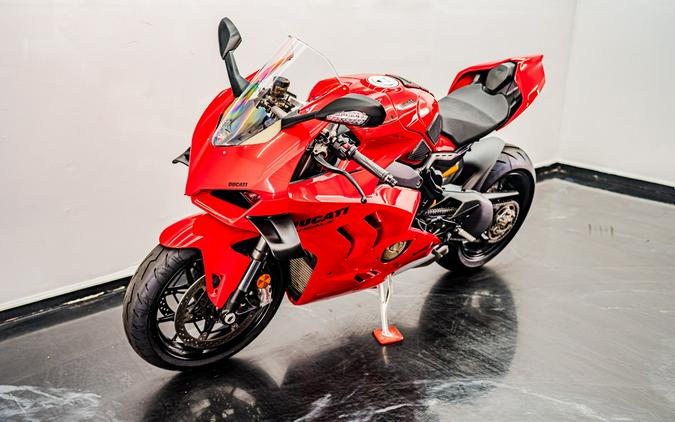 2023 Ducati Panigale V4