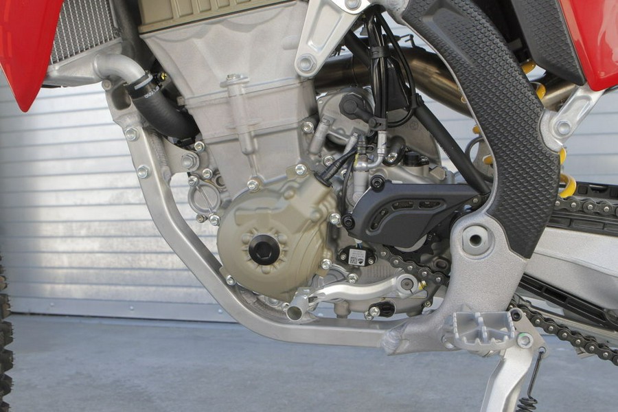 2026 Ducati Desmo450 EDX