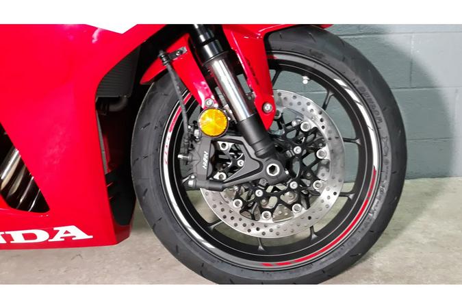 2026 CBR650R ABS - Honda