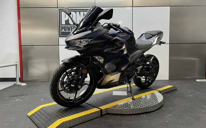 2023 Kawasaki Ninja® 400