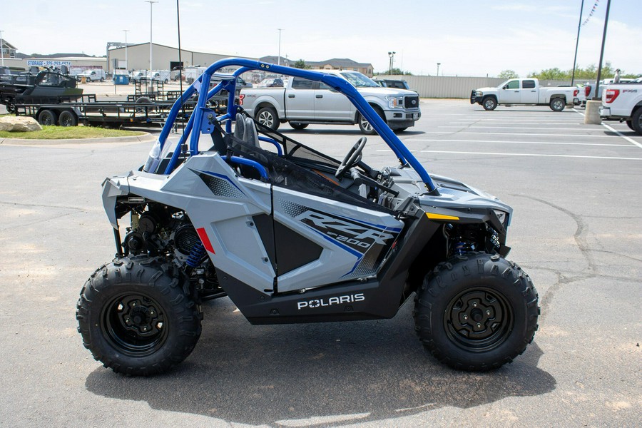 2026 POLARIS RZR 200 EFI