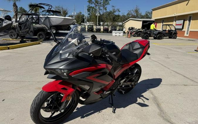 2025 Kawasaki Ninja 500 SE ABS