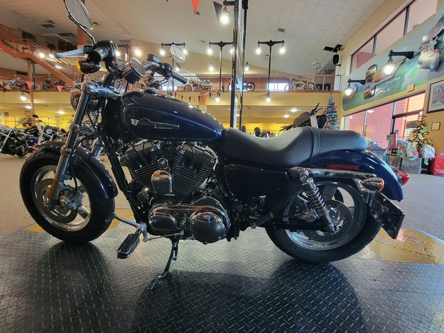 2012 Harley-Davidson Sportster® 1200 Custom