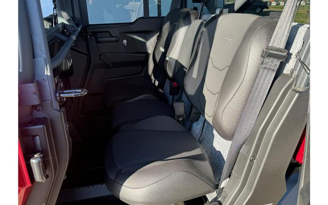 2025 Can-Am DEFENDER MAX LIMITED HD10